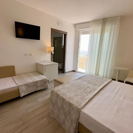 Hotel Nizza Frontemare Superior 3 Stelle Lido di Jesolo Exterior foto