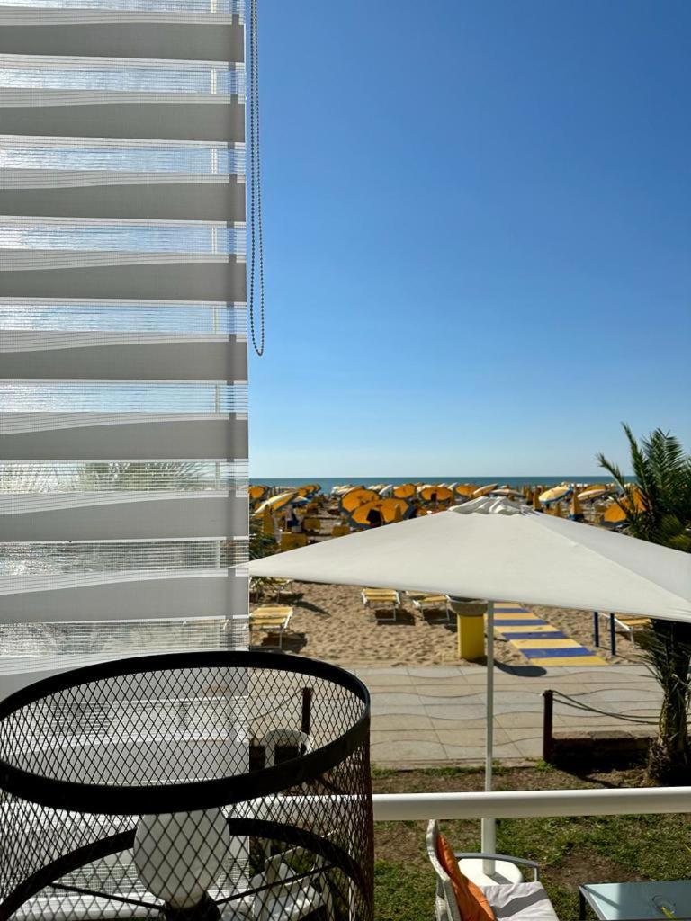 Hotel Nizza Frontemare Superior 3 Stelle Lido di Jesolo Exterior foto