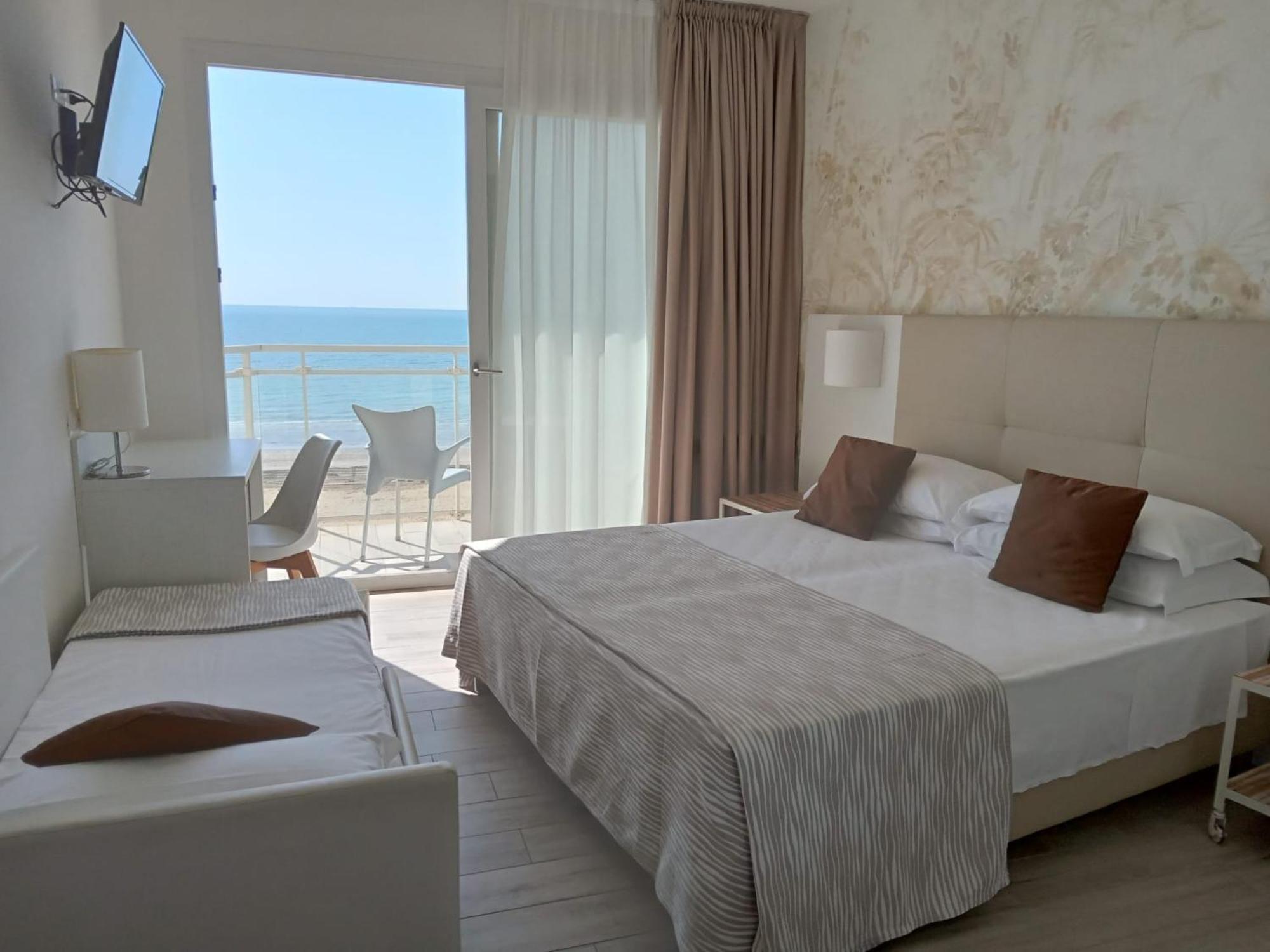 Hotel Nizza Frontemare Superior 3 Stelle Lido di Jesolo Exterior foto