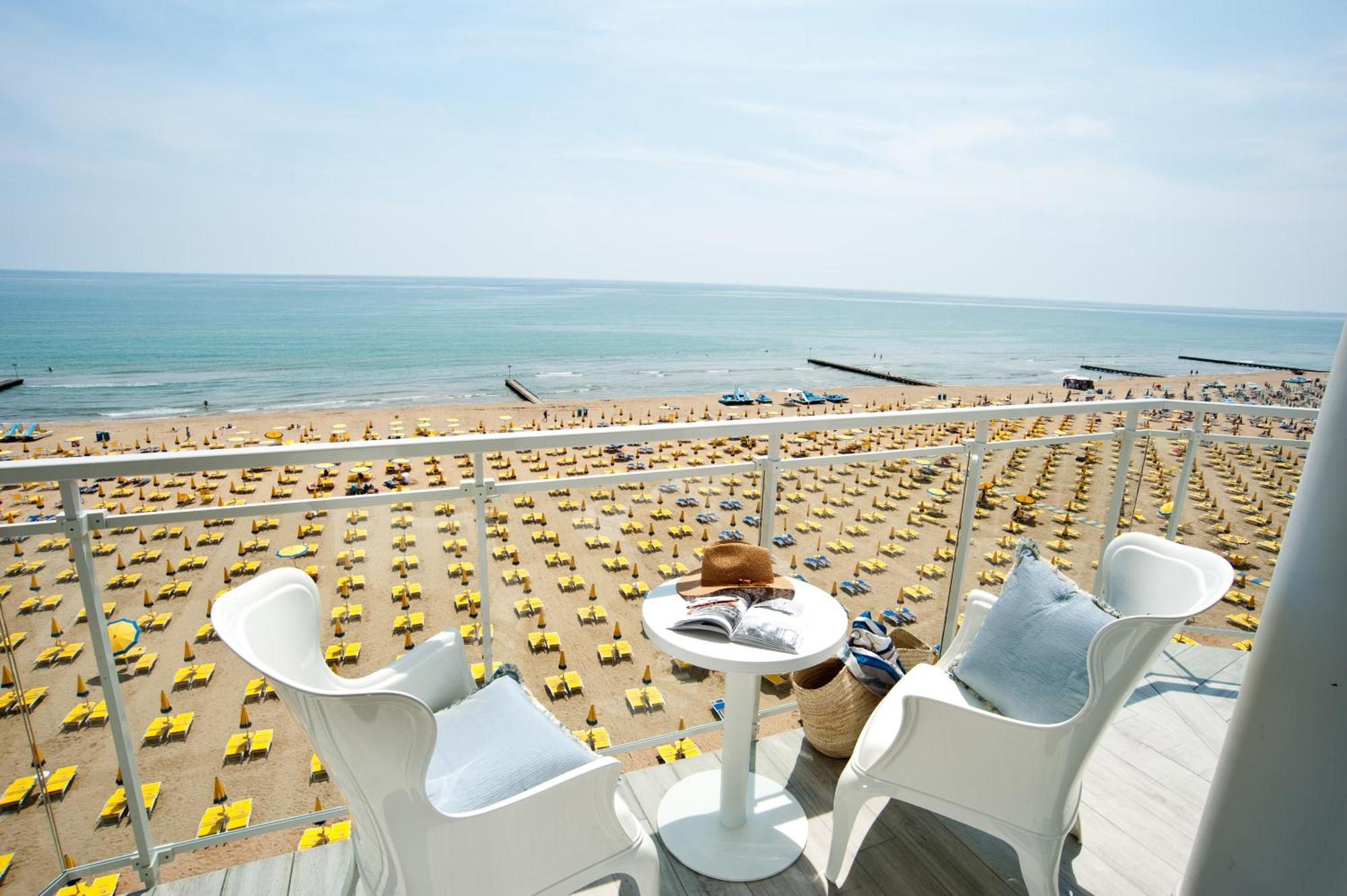 Hotel Nizza Frontemare Superior 3 Stelle Lido di Jesolo Exterior foto